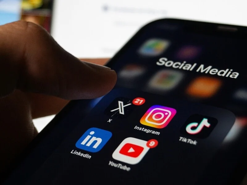 YouTube、Snap 和 TikTok 与学区就社交媒体成瘾指控达成和解